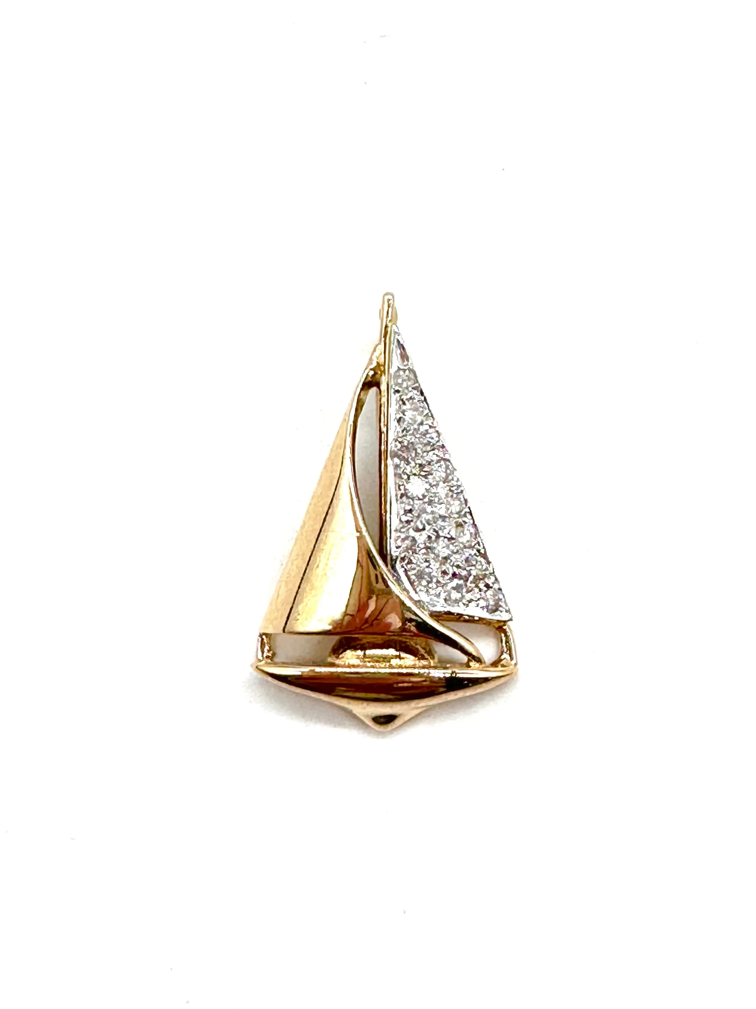 Diamond sailboat pendant